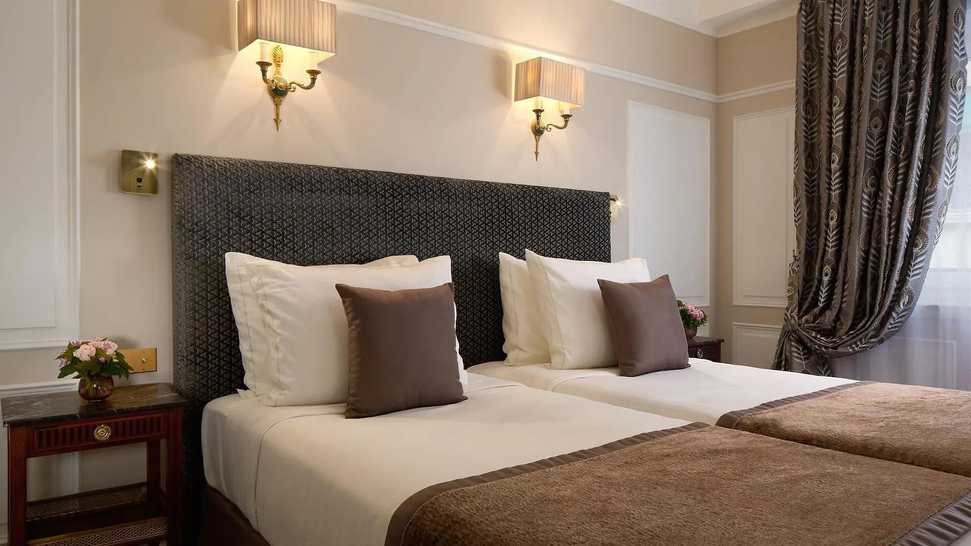 Majestic Hotel Spa - Champs Elysees Paris 5*,  France