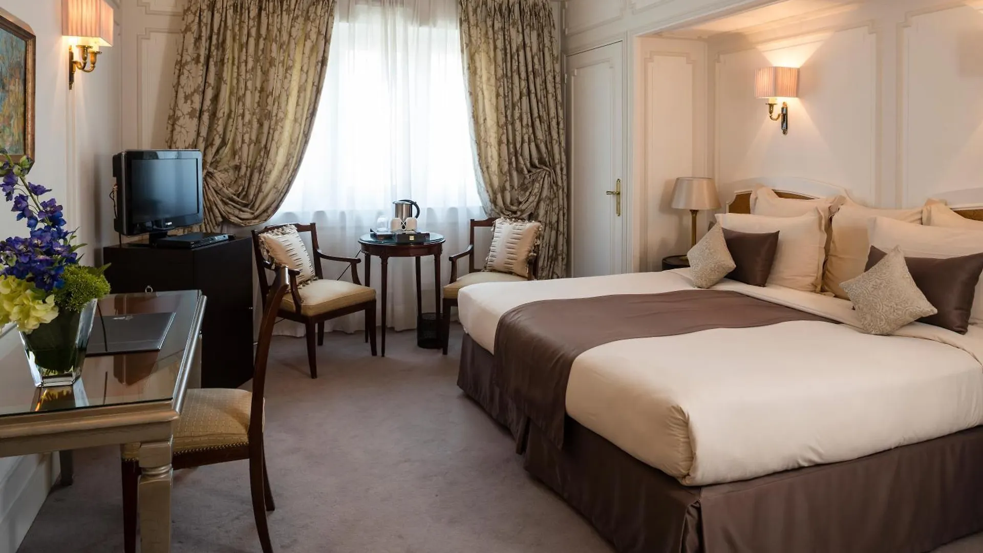 Majestic Hotel Spa - Champs Elysees Paris France